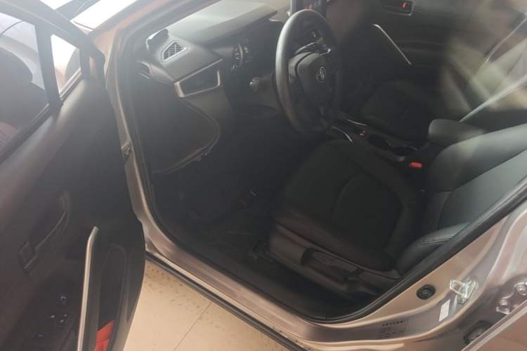 Used Toyota Corolla Cross 2022 2.0L Pioneer Edition Driver Seat