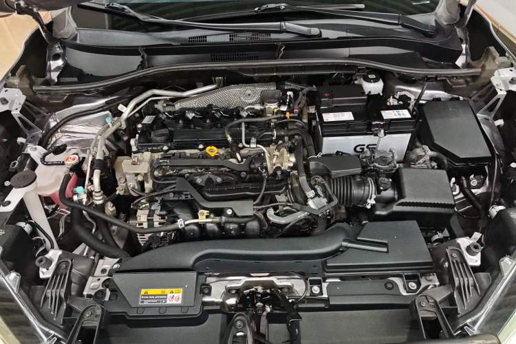 Used Toyota Corolla Cross 2022 2.0L Luxury Edition Engine Bay