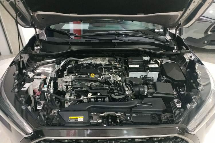 Used Toyota Corolla Cross 2022 2.0L Flagship Edition Engine Bay
