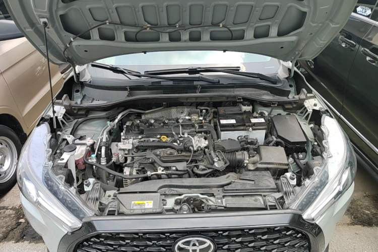 Used Toyota Corolla Cross 2022 2.0L Elite Edition Engine Bay