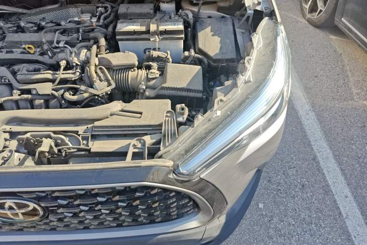 Used Toyota Corolla Cross 2022 2.0L Luxury Edition Engine Bay Left