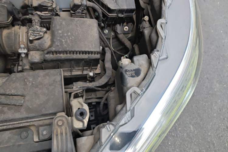 Used Toyota Corolla Cross 2022 2.0L Luxury Edition Engine Bay Left
