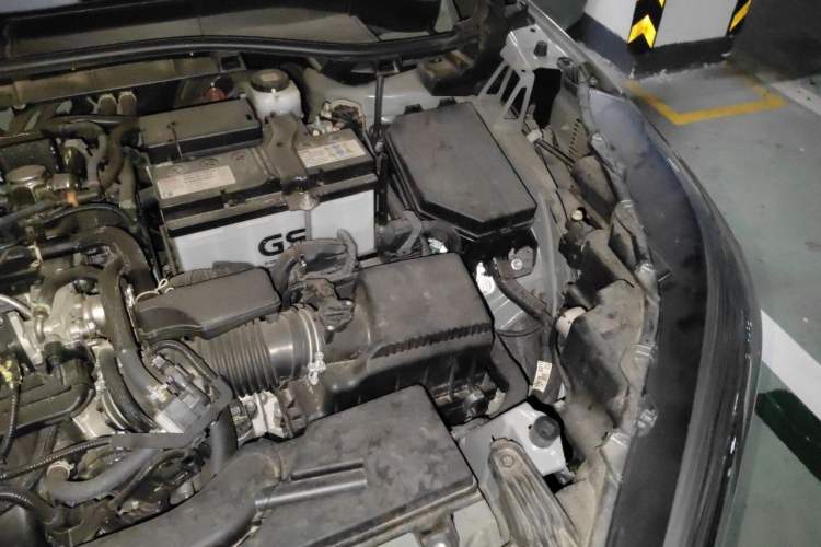 Used Toyota Corolla Cross 2022 2.0L Luxury Edition Engine Bay Left