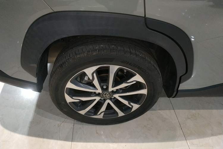 Used Toyota Corolla Cross 2022 2.0L Flagship Edition Exterior 2