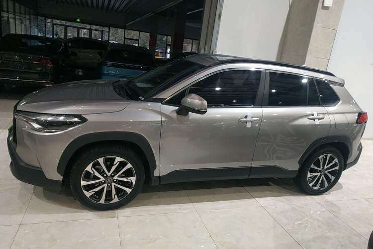 Used Toyota Corolla Cross 2022 2.0L Flagship Edition Exterior 3