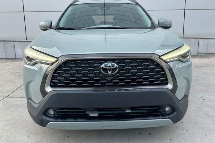 Used Toyota Corolla Cross 2022 2.0L Flagship Edition Exterior 4