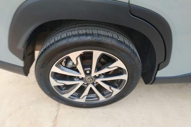 Used Toyota Corolla Cross 2022 2.0L Flagship Edition Exterior 4