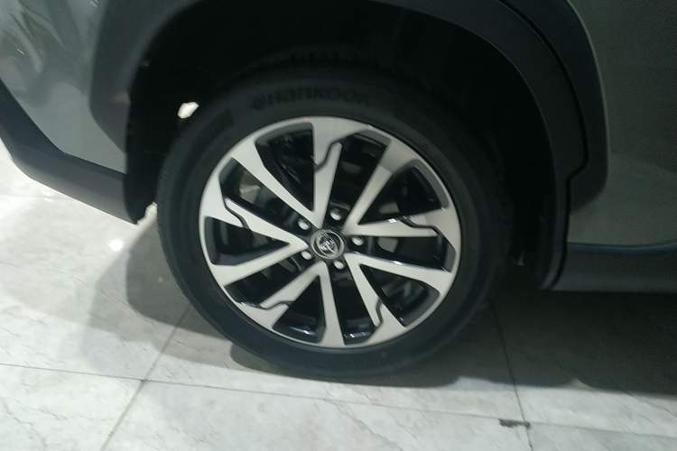 Used Toyota Corolla Cross 2022 2.0L Flagship Edition Exterior 8