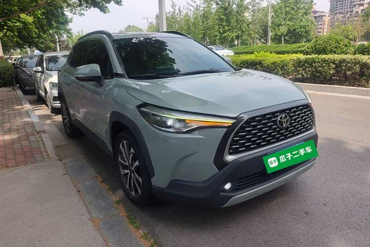 Used Toyota Corolla Cross 2022 2.0L Flagship Edition Front Right 45 Deg