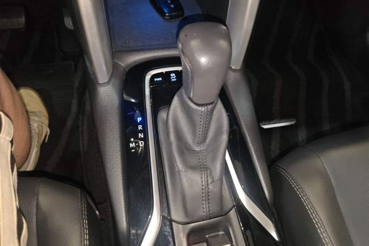 Used Toyota Corolla Cross 2022 2.0L Flagship Edition Gear Lever