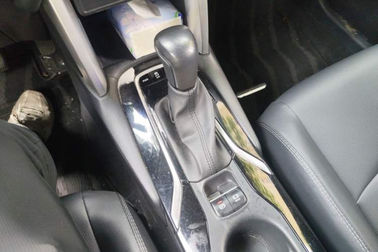Used Toyota Corolla Cross 2022 2.0L Flagship Edition Gear Lever