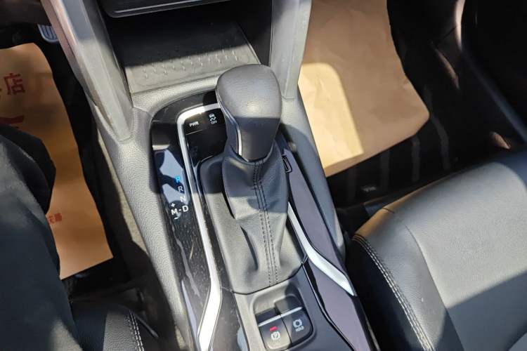 Used Toyota Corolla Cross 2022 2.0L Flagship Edition Gear Lever