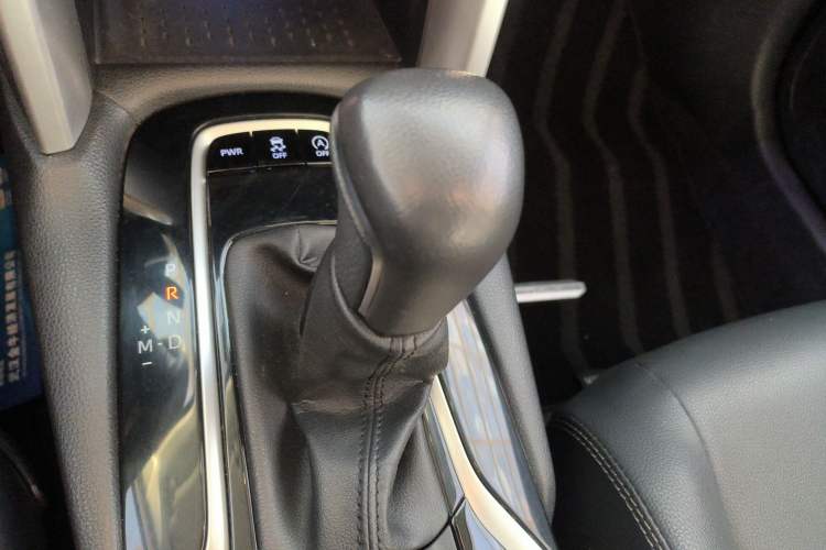 Used Toyota Corolla Cross 2022 2.0L Flagship Edition Gear Lever