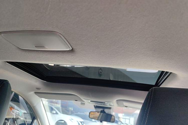 Used Toyota Corolla Cross 2022 2.0L Elite Edition Headliner