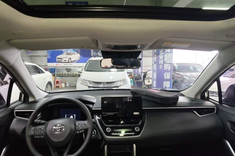 Used Toyota Corolla Cross 2022 2.0L Deluxe Edition Headliner