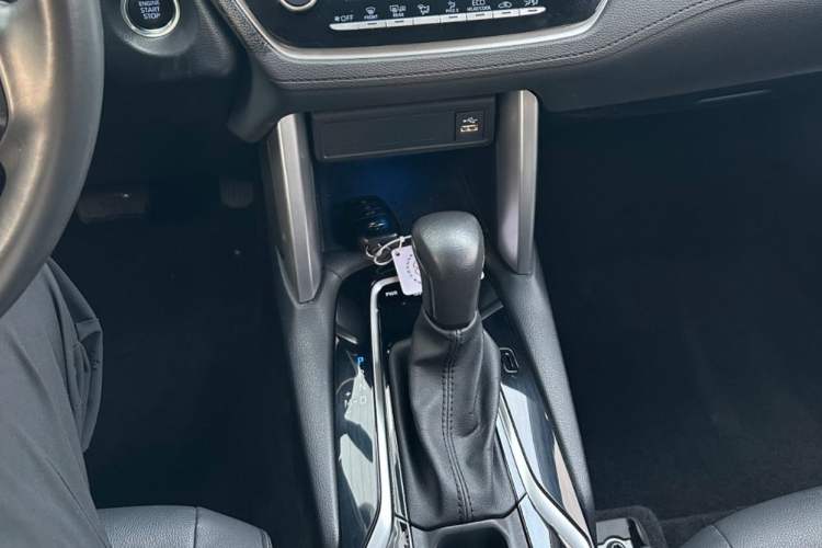 Used Toyota Corolla Cross 2022 2.0L Flagship Edition Interior 11