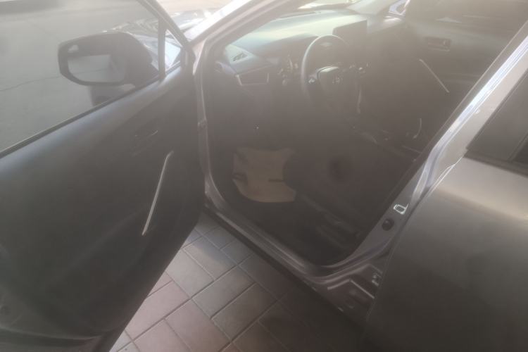Used Toyota Corolla Cross 2022 2.0L Elite Edition Interior 3