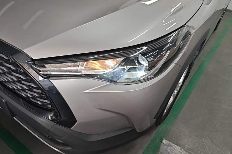 Used Toyota Corolla Cross 2022 2.0L Pioneer Edition Left Front Headlight
