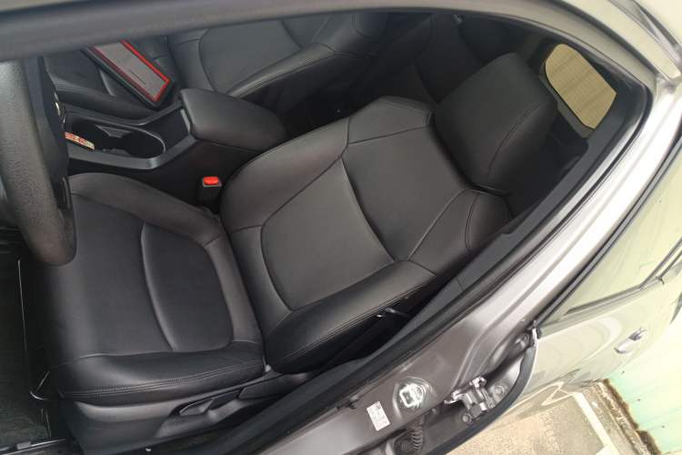 Used Toyota Corolla Cross 2022 2.0L Elite Edition Left Front Seat
