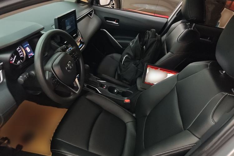 Used Toyota Corolla Cross 2022 2.0L Luxury Edition Left Front Seat