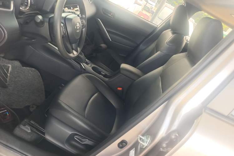 Used Toyota Corolla Cross 2022 2.0L Elite Edition Left Front Seat