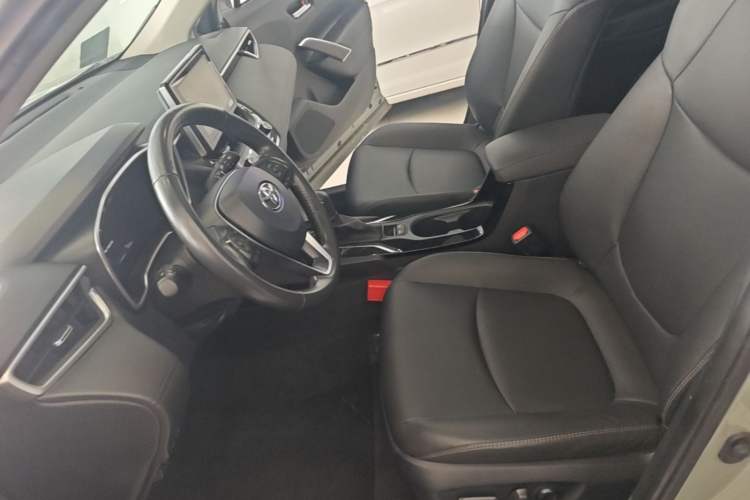 Used Toyota Corolla Cross 2022 2.0L Flagship Edition Left Front Seat