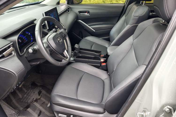Used Toyota Corolla Cross 2022 2.0L Flagship Edition Left Front Seat