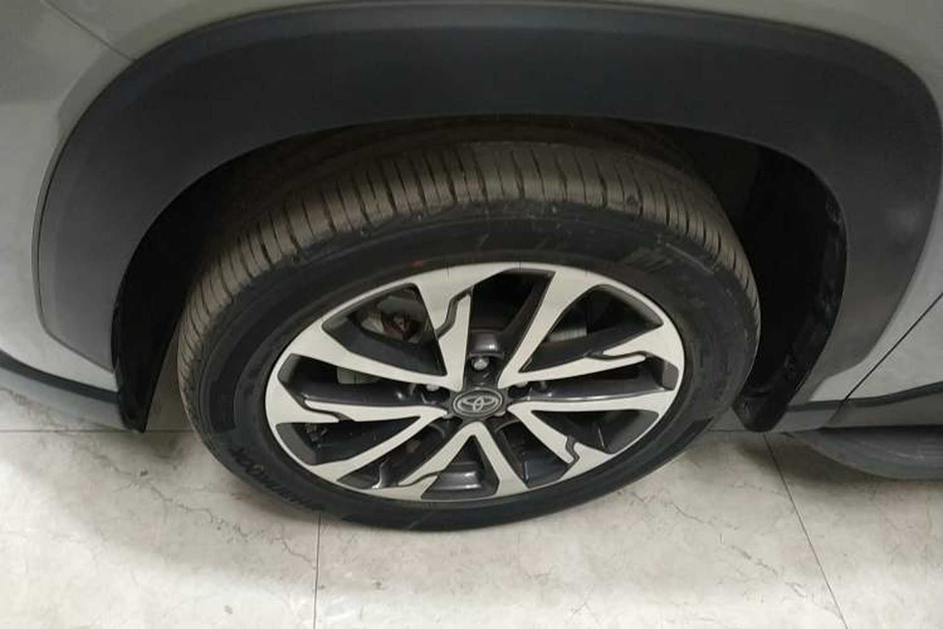 Used Toyota Corolla Cross 2022 2.0L Flagship Edition Left Front Wheel Hub