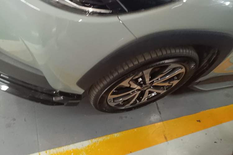 Used Toyota Corolla Cross 2022 2.0L Flagship Edition Left Front Wheel Hub