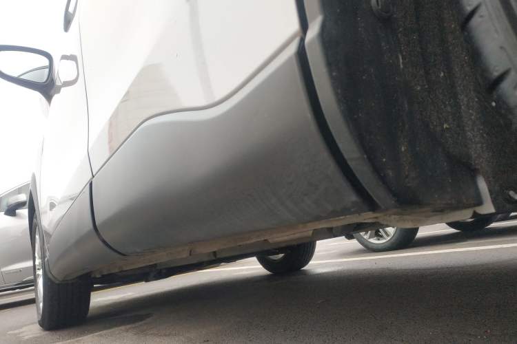 Used Toyota Corolla Cross 2022 2.0L Elite Edition Left Side Sill