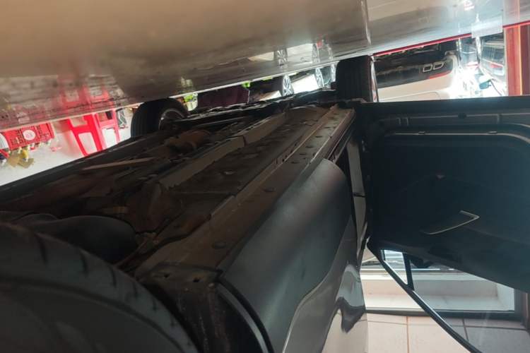 Used Toyota Corolla Cross 2022 2.0L Pioneer Edition Left Side Sill