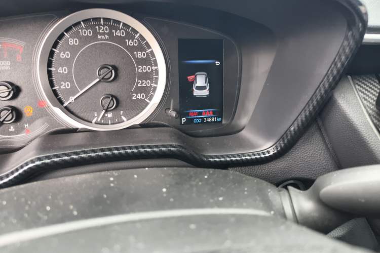 Used Toyota Corolla Cross 2022 2.0L Elite Edition Odometer Close Up