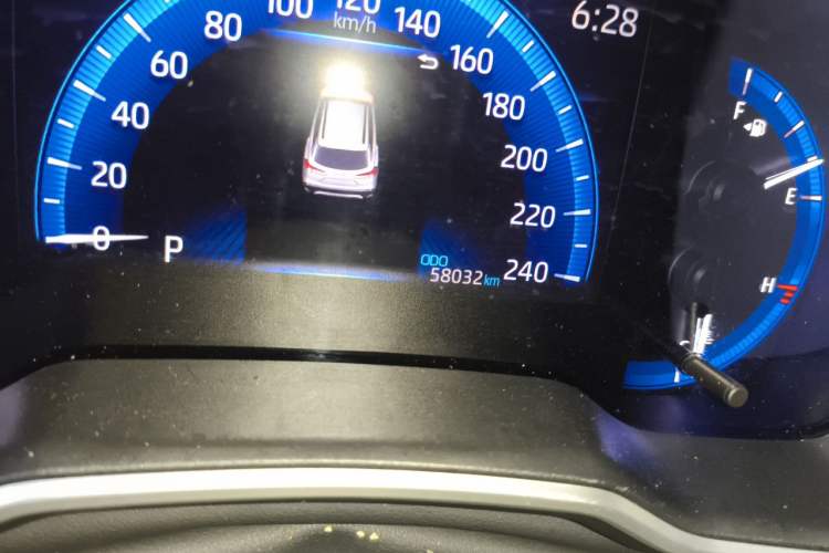 Used Toyota Corolla Cross 2022 2.0L Flagship Edition Odometer Close Up