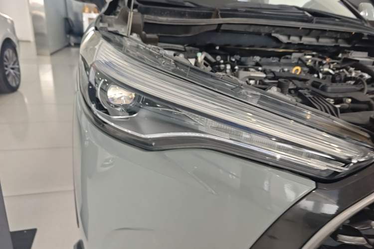 Used Toyota Corolla Cross 2022 2.0L Flagship Edition Right Front Headlight