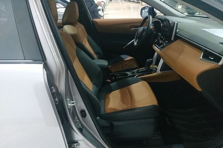 Used Toyota Corolla Cross 2022 2.0L Flagship Edition Right Front Seat