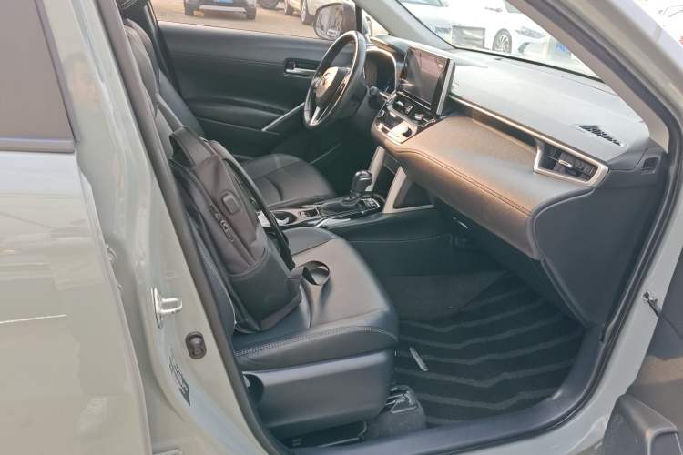 Used Toyota Corolla Cross 2022 2.0L Flagship Edition Right Front Seat