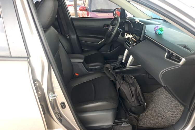 Used Toyota Corolla Cross 2022 2.0L Elite Edition Right Front Seat