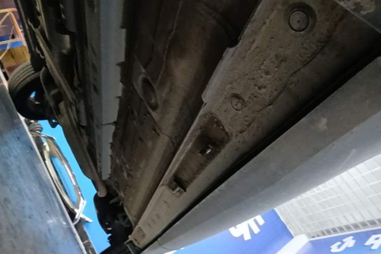 Used Toyota Corolla Cross 2022 2.0L Flagship Edition Right Side Sill