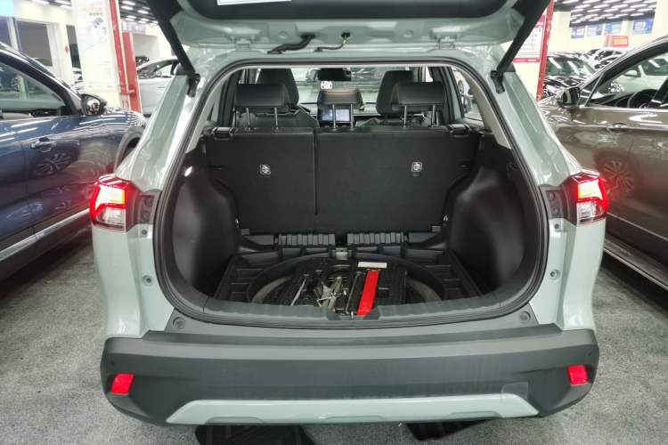 Used Toyota Corolla Cross 2022 2.0L Flagship Edition Trunk