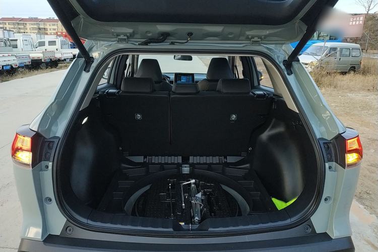 Used Toyota Corolla Cross 2022 2.0L Flagship Edition Trunk