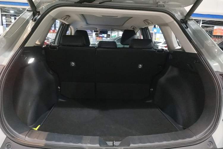 Used Toyota Corolla Cross 2022 2.0L Flagship Edition Trunk