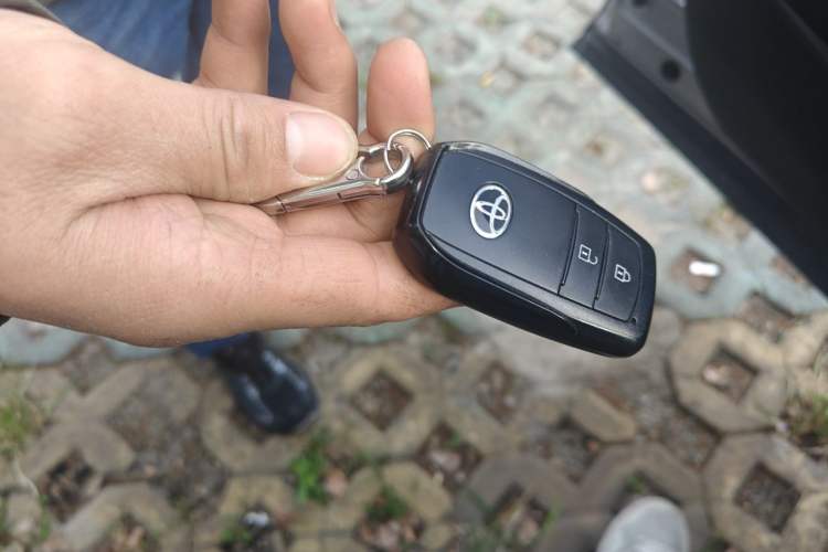 Used Toyota Corolla Cross 2022 2.0L Elite Edition Vehicle Key