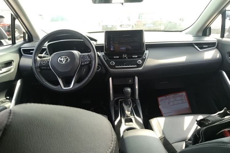 Used Toyota Corolla Cross 2022 2.0L Flagship Edition Center Console