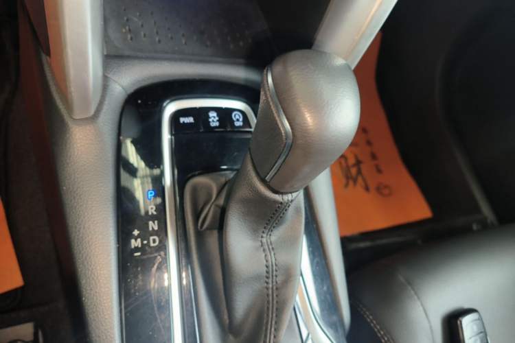 Used Toyota Corolla Cross 2022 2.0L Flagship Edition Gear Lever