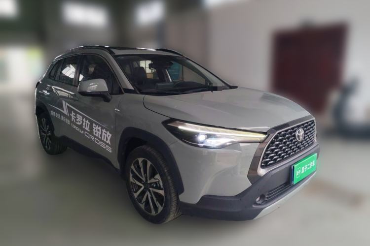 Used Toyota Corolla Cross 2022 2.0L Flagship Edition Front Right 45 Deg
