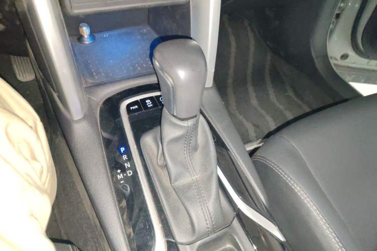 Used Toyota Corolla Cross 2022 2.0L Flagship Edition Gear Lever