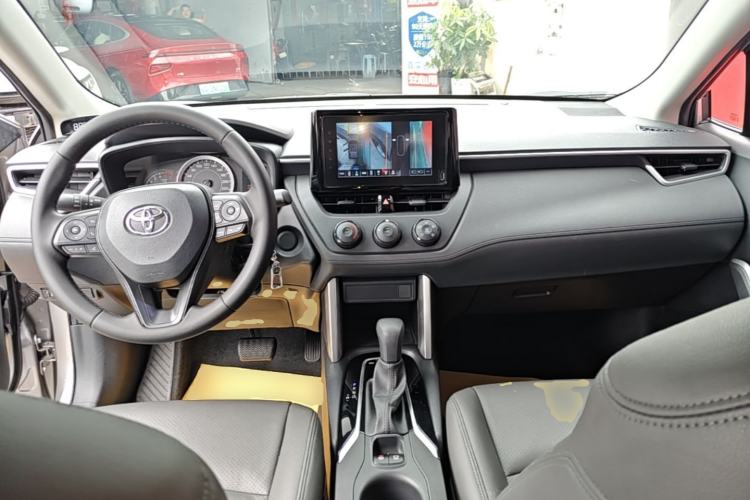Used Toyota Corolla Cross 2022 2.0L Pioneer Edition Center Console