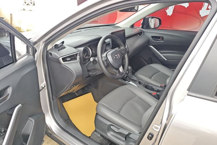 Used Toyota Corolla Cross 2022 2.0L Pioneer Edition Driver Seat