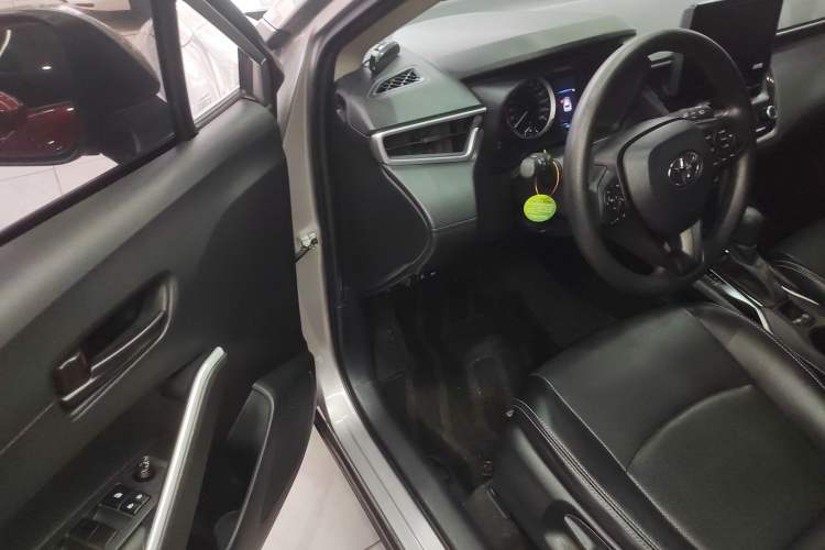Used Toyota Corolla Cross 2022 2.0L Elite Edition Driver Seat