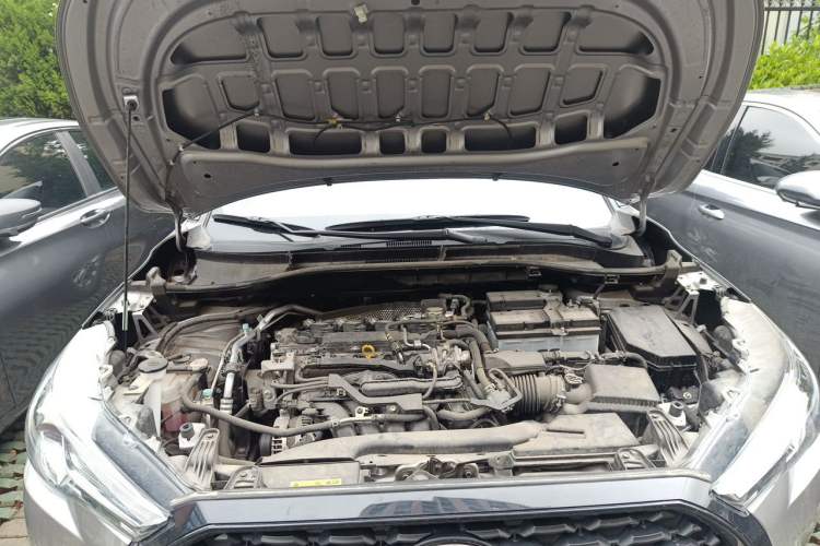 Used Toyota Corolla Cross 2022 2.0L Elite Edition Engine Bay